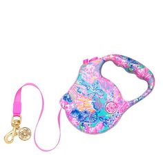 Make a fashion statement for your dog with this beautiful retractable dog leash by Lilly Pulitzer Preppy Dog, Cute Dog Toys, Long Dog, Puppy Accessories, Dog Leashes, Yorkie Dogs, Puppy Supplies, Dog Items, Pet Puppy