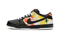 Sb Dunk Low Outfit Women, Sb Dunk Outfit, Sb Dunk Low Outfit, Back In 2005, Nike Sacai, Dunk Low Nike, Nike Waffle, Nike Sb Dunk Low, Sb Dunk Low