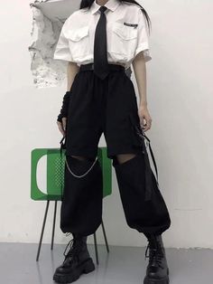 Cargo Pants With Chain, Oversized Korean Fashion, Gothic Streetwear, Women's Cargo Pants, Women Cargos