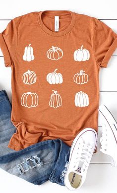 Pumpkin outlines graphic grid Pumpkin Outline, Pumpkin Tshirt, Pumpkin Picking, Pumpkin Colors, Vinyl Shirts, Pumpkin Shirt, Trendy Tshirts, A Pumpkin, Autumn Theme