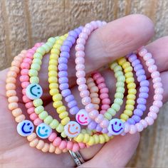 Cute, colorful smiley face stretch bracelets. Different Smiley Faces, Colorful Smiley Face, Smiley Face Bracelet, Toddler Jewelry, Valentine Gifts For Girls, Bracelet Valentines, Jewelry For Kids, Emoji Drawing, Jewelry For Girls