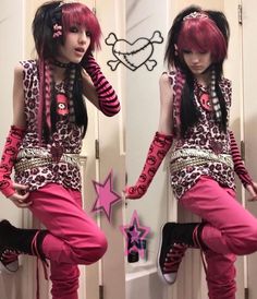 Scenecore Aesthetic Outfit, 2000s Scene, Scene Aesthetic, Scene Outfits, Scene Girls, Scene Fashion, Scene Kids