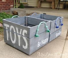 a wooden crate with roped handles and the words diy storage crates written on it