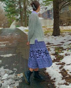 Long Denim Skirt Doc Martens Outfit, Maxi Skirt With Doc Martens, Maxi Skirt Outfit Doc Martens, Long Skirt And Docs Outfit, Maxi Skirt And Doc Martens, Maxi Skirt And Docs, Maxi Skirt Doc Martens, Outfits With Collared Shirts, Winter Maxi Skirt Outfit Cold Weather