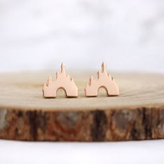 CLICK HERE FOR OUR ENTIRE MEET ME AT THE CASTLE COLLECTION Our Meet me at the Castle earrings are sterling silver, hypoallergenic and available in 3 finishes, rose gold, 14K gold and silver. Our silver is finished with rhodium for an increased durability and to reduce the tarnishing that naturally occurs with polished sterling silver. SHIPPING: Orders generally ship in 1-2 business days, unless otherwise noted in your confirmation email. If there is a change for any reason, the date you can expe Apple Watch Charm, Castle Collection, Screw Bracelet, Slider Bar, Tech Wear, Watch Smart, Necklace Charms, Magic Bands, Wearable Tech