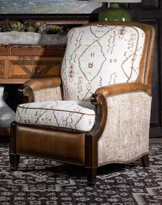 American made Mesa Southwest Recliner - Your Western Decor Spanish Style Ranch Homes, Southwestern Chairs, Southwest Furniture, Adobe Interior, Stylish Recliners, Southwest Pattern, Southwestern Patterns, Leather Artisan, Nail Head