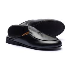 Introducing the Milano Mule Loafer – an elevated warm weather slide that is as elegant as it is convenient.Based on the design of our best-selling Milano Loafer, the Milano Mule features a backless heel and cushioned footbed wrapped in premium nappa calf. The uppers are constructed of extremely soft high-grade leathers and suedes with the same tasteful detailing as our famous loafer.A custom rubber sole adds an element of sophistication and sturdiness, giving the shoe a durable handmade feel tha