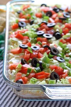 an image of a tray of food that is ready to be eaten for lunch or dinner