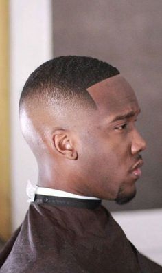 The Southside fade can have more impact on your natural locks. It makes your 360 waves look more noticeable, plus the style can give you a more youthful vibe. Explore other men`s hairstyles and haircuts. Fade Black Men, Buzz Cut Lengths, Short Hair Black