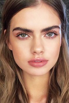 Trucco Glam, Trucco Smokey Eye, French Makeup, Pretty Tips, Best Natural Makeup, Make Up Videos, Minimal Makeup, Winter Makeup, Eyeliner Looks