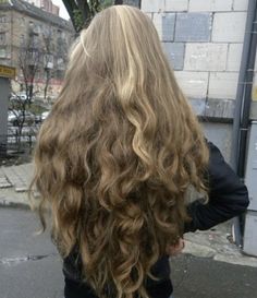 Super Long Healthy Hair, Antonina Vasylchenko, Story Images, Hair Goal, Extremely Long Hair, Rapunzel Hair, Really Long Hair, Long Locks, Super Long Hair