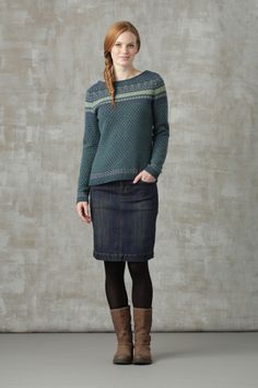 Librarian Chic Outfits, Mundo Hippie, Country House Outdoor, House Outdoor, Classy Casual, Coastal Style, Black Tights