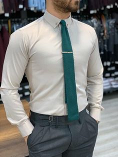 Formal Suits Men, Mens Smart Casual Outfits, Mens Fashion Wear, Designer Suits For Men, Cream Shirt, African Clothing For Men, Mens Casual Dress Outfits, Fashion Suits For Men, Smart Casual Outfit