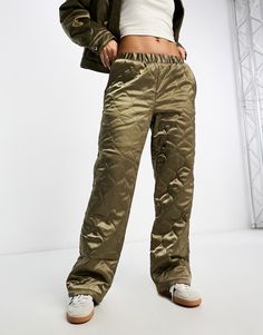 Pants by ASOS DESIGN Part of a co-ord set Jacket sold separately Quilted design High rise Elasticized waistband Side pockets Straight fit Quilted Pants, Ruffles Top, Modest Fashion Winter, Sport Style, Leather Dresses, Co Ord Set, White Trainers, Maxi Dress Trend, Fashion Story