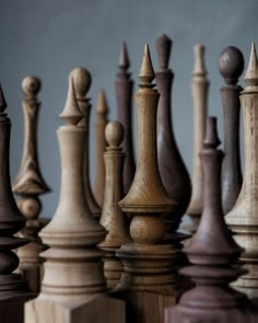 the chess pieces are all lined up together