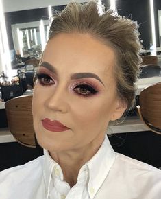 Over 50 Wedding, Mother Of Bride Makeup, Bump Hairstyles, Makeup Over 50, 50 Makeup, Makeup For Older Women, Prom Eye Makeup, Makeup For Moms, Bridal Makeup Looks