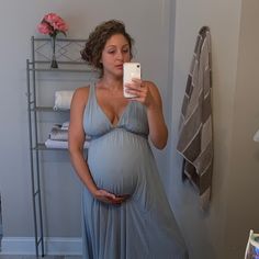 Nwt Show Me Your Mumu Dress. Can Be Used For Maternity But Doesn’t Have To Be. Size Medium. Bought For A Wedding But Didn’t Get The Chance To Wear. Women Problems, Mumu Dress, Show Me Your Mumu, Pregnancy Humor, Show Me Your, Pregnant Women, Maternity Dresses, Maternity Clothes, Colorful Dresses