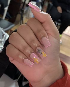 Cute Birthday Nail Sets, Boujee Short Acrylic Nails, Everyday Nails Acrylic Square, Cute Baddie Short Acrylic Nails, Cute Nail Designs For Black Women, White Nails With Designs Square Medium, But Is She Me Exactly Twitter, Cute Short Set Acrylic Nails, Cute Short Nail Sets Summer