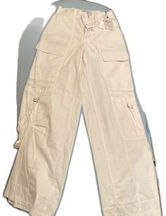 White High-rise Cargo Bottoms, White Mid-rise Utility Pants, White High Rise Cargo Style Bottoms, White High Rise Cargo Bottoms, High Rise White Cargo Style Bottoms, High Rise White Cargo Bottoms, White Mid-rise Cargo Pants, Mid-rise White Cargo Pants, Mid-rise White Pants With Belt Loops