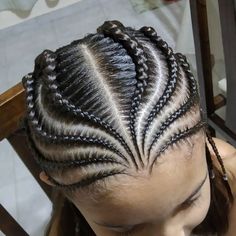 Canerows Hairstyles, Bangs Round Faces, Simple Fulani Braids, Shaggy Lob With Bangs, Shaggy Lob, Intricate Hairstyles, Ghana Braids Hairstyles, Cornrows Hairstyles, Lob With Bangs