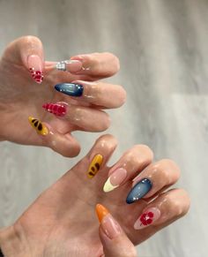 Museum Nails, Clueless Nails, Miss Match Nails, Aesthetic Nails Acrylic, Acrylic Aesthetic, Vogue Nails, Pencil Nails, Inspiration Nails, Hello Nails