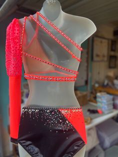 Dance Competition Costumes Jazz, Jazz Costumes Competition, Edgy Dance Costumes, Jazz Solo Costumes, Trapeze Artist Costume, Artist Costume