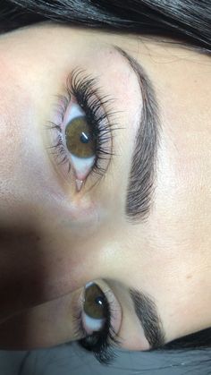 Machiaj Smokey Eyes, Castor Oil Eyelashes, Hipster Tattoo, Wispy Eyelashes, Lashes Extensions, Professional Eyelash Extensions