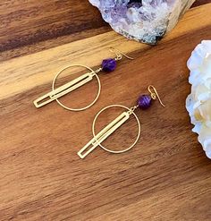 Purple Round Metal Earrings, Modern Purple Dangle Jewelry, Modern Purple Metal Jewelry, Purple Brass Drop Earrings, Purple Brass Jewelry With Matching Earrings, Modern Amethyst Earrings As Gift, Purple Dangle Brass Earrings, Purple Brass Earrings As Gift, Amethyst Earrings Gold