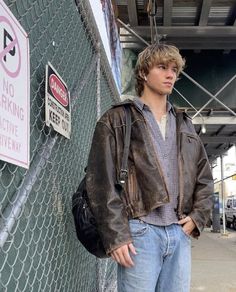 vintage outfit ideas for men, vintage street style, old money style, men jacket outfits, vintage leather jackets Brown Leather Jacket Outfit, Leather Jacket Outfit Men, Guys Clothing Styles, Leather Jacket Outfits, Cool Outfits For Men