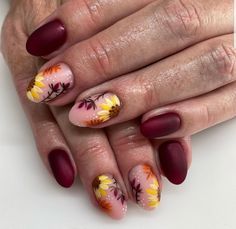 Sunflower Nail Art, Candy Cane Nails, Sunflower Nails, Autumn Nail, September Nails, Pedicure Designs, Long Walk, Thanksgiving Nails