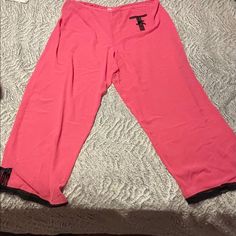 Victoria’s Secret Pajama Pants. Size Extra Large. Never Worn! Brand New, Without Tags. Smoke-Free/Pet-Free Home. These Pants Are A Bit Sheer, See Last Picture (Showing My Hand Underneath The Material) But Are Super Lightweight, Sexy And Comfortable! Pink In Color With Pocket On Front With Black Lace Design With Small Bow. Bottoms Of Pants Have Black Lace Design With Small Bow. Casual Pink Pants For Relaxation, Pink Cotton Sleep Bottoms, Pink Stretch Sleepwear, Pink Sleep Bottoms Long Pants, Pink Casual Stretch Sleepwear, Casual Pink Stretch Sleepwear, Casual Pink Sleepwear Long Pants, Victoria's Secret Stretch Loungewear Sleepwear, Victoria's Secret Stretch Sleepwear For Loungewear