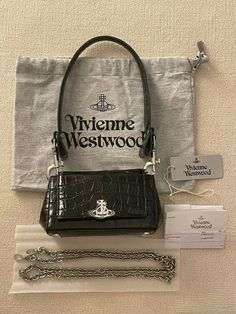 Vivienne Westwood Bag, Tas Lv, Vivienne Westwood Bags, Vivienne Westwood Jewellery, Luxury Bags Collection, Handbag Essentials, Tas Fashion, Fancy Bags