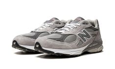 The New Balance 990 V3 “Grey” is a classic, original colorway of the popular lifestyle shoe by the Boston footwear company.  Dubbed simply the “Grey” colorway, this New Balance 990 V3 is the third installment of the retro running shoe that was originally released in 2012 as part of the silhouette’s 30th anniversary celebration.  The “Grey” features a grey mesh base with tonal suede and leather overlays throughout its design.  Silver “990” branding is found on the lateral side of the heel, red “N New Balance 990v3, 70s Converse, New Balance 990, Sneaker New Balance, Nike X Travis Scott, Converse Run Star Hike, Converse Run, Low Air Jordan 1, Converse Run Star