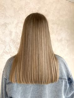 One Length Haircuts, One Length Hair, Blonde Hair Goals, Dark Blonde Hair Color, Extra Long Hair, Brown Hair Inspo, Guest Hair, Straight Blonde Hair