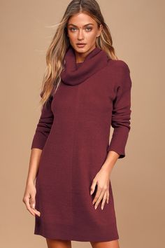 Holiday Style in the Midwest – Chicago Fashion Album Burgundy Sweater Dress, Cute Sweater Dresses, Sweater Dress Oversized, Cowl Neck Dress, Party Dress Long Sleeve, Loose Fitting Dresses, Sweater Dress Women, Burgundy Sweater, Mini Sweater Dress