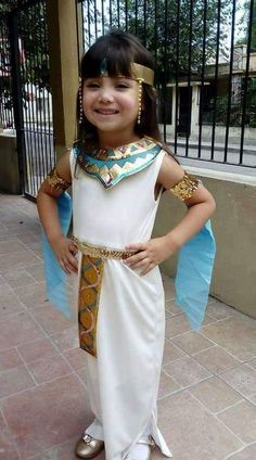 Egypt Costume Kids, Egyptian Diy Costume, Cleopatra Outfit, Egyptian Outfit, Carnaval Costume, Egyptian Fashion, Flamenco Dress