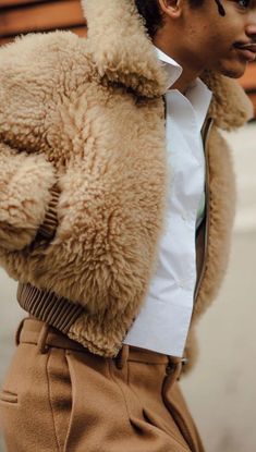 Fashion Trend Inspiration, Street Style 2018, Damen Outfit, Paris Couture, Fashion Week 2018, Mens Fashion Inspiration, A Jacket, Mens Fashion Fall, Trending Fashion Outfits