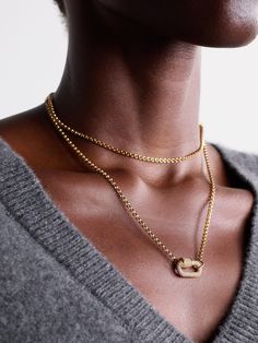 Thanks to its 32-inch length rolo chain, the styling possibilities are endless with Marla Aaron's necklace - leave it long or double-it up for a cool layered look. It's handmade from 14-karat gold and connected to an 'Allstone Chubby Babylock' saturated in 1.60-carats of shimmering diamonds.