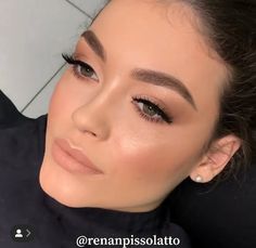 Hooded Eye Glam, Soft Glam Hooded Eyes, Hooded Eye Makeup, Pinterest Makeup, Makeup Looks For Brown Eyes, Glowing Makeup, Makeup On Fleek