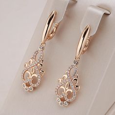 I just added a new item to eBay, New Crystal Flower Dangle Earrings Women Ethnic Bride Earrings Vintage Jewelry! #eBay #eBaySeller Flower Dangle Earrings, Bride Earrings, Gold Earrings Designs, Copper Material, Earrings Women, Crystal Flower, Girly Jewelry, Fashion Jewelry Earrings, Fine Jewellery Earrings