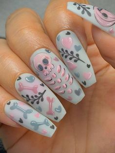 Spooky Summer Nails, Edc Nails Designs, Weird Nails, Ongles Goth, Nail Art Halloween, Nagel Design, Spring Designs, Halloween Acrylic Nails