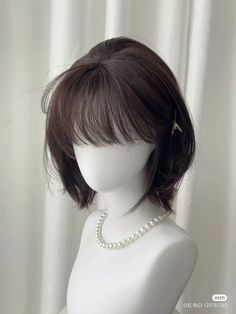 Pretty Hair Cuts, Short Hair Tomboy, Hair Inspiration Long, Dyed Hair Inspiration, Short Hair Wigs, Ribbon Hairstyle, Pretty Hair Color, Peinados Fáciles Para Cabello Corto, Short Hair Tutorial