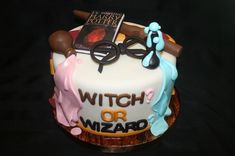 a cake that is decorated to look like it has harry potter written on the top