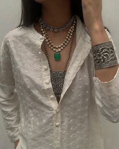 @dhora_india Silver Jewellery Outfit Indian, Desi Modern Outfits, Indian Clothing Aesthetic, Indian Street Wear, Dark Indian Aesthetic, Desi Streetwear, Modern Ethnic Outfits, Indian Boho Fashion, Modern Indian Outfits