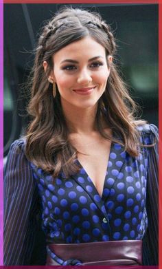 Wedding Guest Hairstyles, Penteado Cabelo Curto, Sporty Hairstyles, Victoria Justice, Aishwarya Rai, Priyanka Chopra, Deepika Padukone, Aesthetic Hair, Brunettes