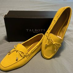 Nib - Color Slightly Softer In Real Life Basic Shoes, Flat Shoes Women, Comfortable Shoes, Loafer Flats, Real Life, Loafers, Size 7, Women Shoes, Yellow