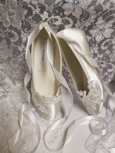 Classic Flat Heel Wedding Shoes, Elegant Closed Toe Wedding Shoes With Laces, Elegant Wedding Shoes With Laces For Ceremony, Elegant Laced Wedding Shoes For Ceremony, Elegant Formal Wedding Shoes With Laces, Elegant Lace Wedding Shoes For Ceremony, Pearl Embellished Closed Toe Wedding Shoes, Pearl Embellished Closed Toe Wedding Shoes For Bridal Shower, Elegant Pointed Toe Dance Shoes For Wedding