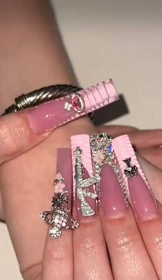 Hot Pink Bling Nails, Pink Nails With Rhinestones, Nails Aesthetics, Pink Bling Nails, Princess Activities, Nails With Rhinestones, Festive Nails, Image Nails