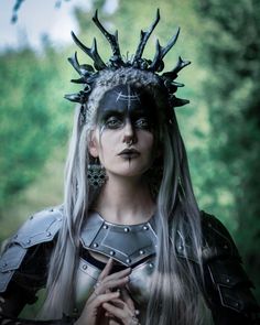 Viking Makeup, Morgana Le Fay, Let's Make Art, Halloween Makeup Inspiration, Horror Movie Characters, Halloween Inspo, Witch Costume