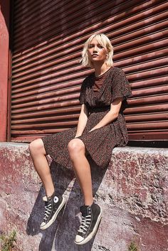 Free People Fortuna Mini Dress and Converse Charlie Hi Top Converse Sneaker High Top Converse Outfits Fall, Converse Outfit Fall, Converse Outfit Summer, High Top Converse Outfits, Laid Back Outfits, Short Dress Styles, Tight Mini Dress